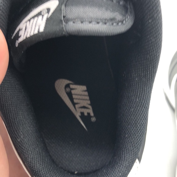 Tried on Mens Nike Dunk Low Retro Black Panda 2.0 DV0831-002 Size 9.5 - Picture 6 of 12